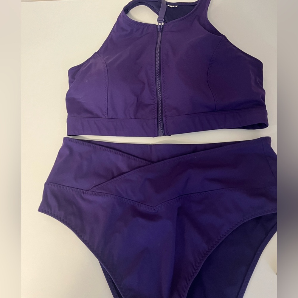 Fabletics Bikini - Picture 2 of 5